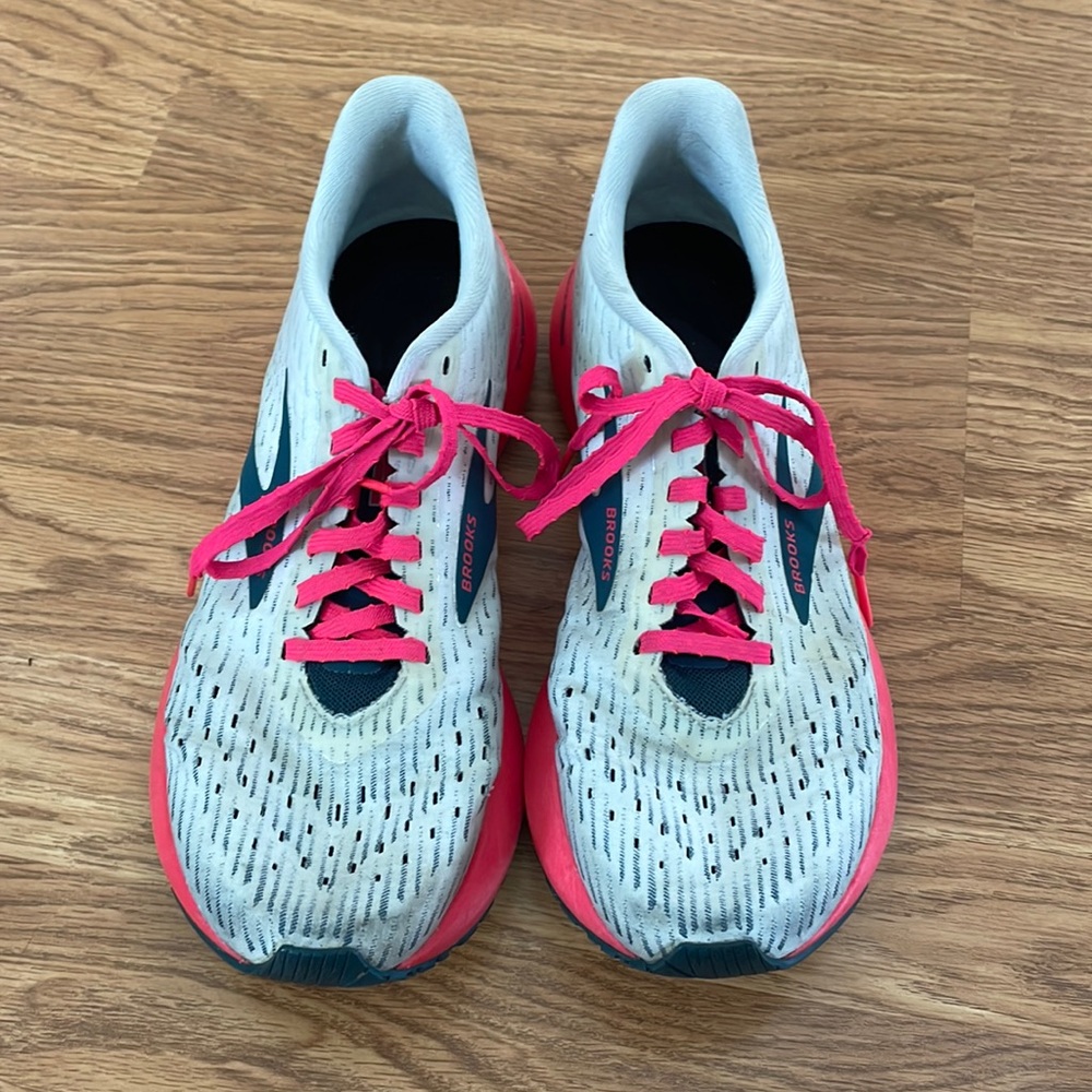 Brooks Hyperion Tempo running shoes